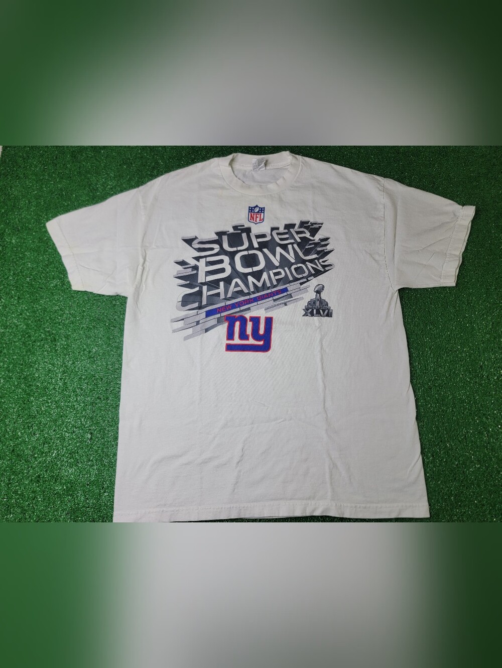 NFL New York Giants Super Bowl XLVI Champions Men's T Shirt Size XL White Gray